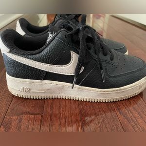 Nike Air Force size 6.5